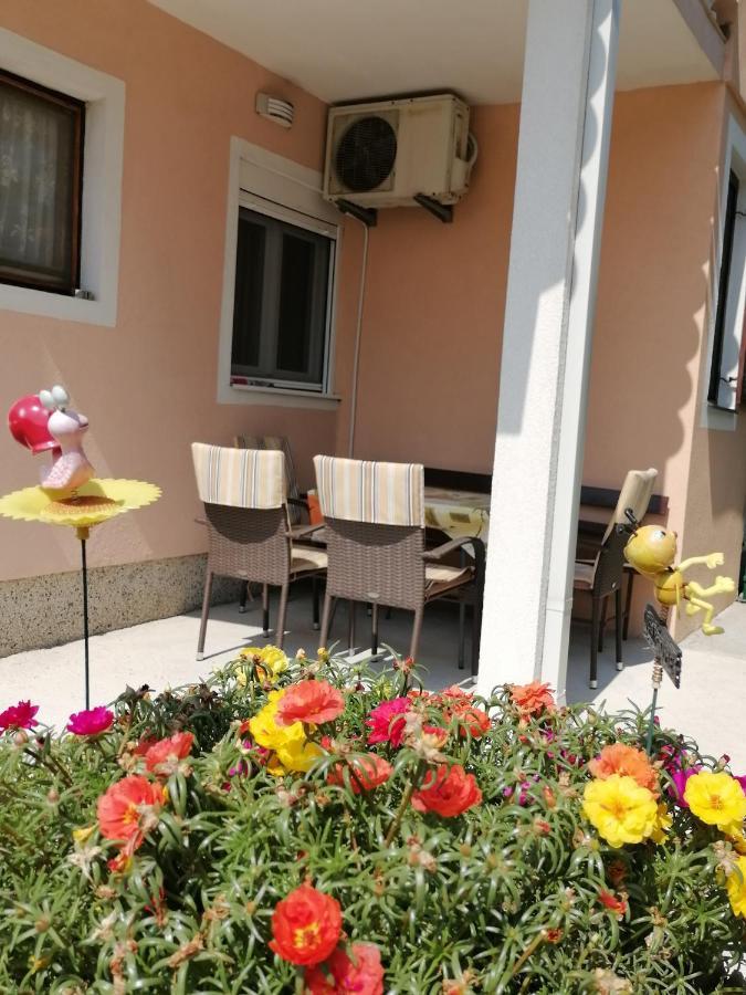 Dom Za Odmor J&S Apartment Sutomore Exterior foto